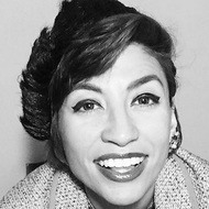 Vanessa Born, 33 (TV Actress)