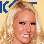 Vanessa Cage, 33 (其他)