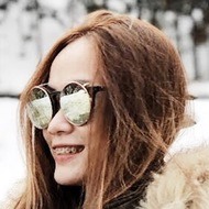 Vania Delicia, 26 (YouTube明星)