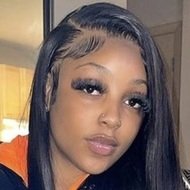 Vassiah, 21 (Instagram-ster)