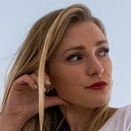 Verity Bowditch, 30 (現實之星)