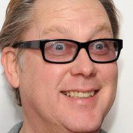 Vic Reeves, 65 (Комик)