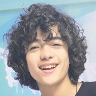 Vicente Soto Henríquez, 20 (Instagram Star)