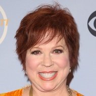 Vicki Lawrence, 74 (电视女演员)