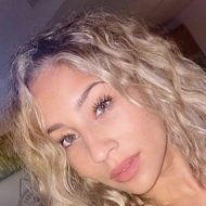 Vicky Justiz, 29 (YouTube-ster)