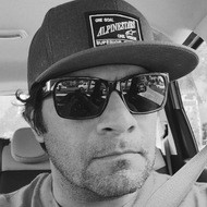 Víctor González Jr., 50 (赛车手)