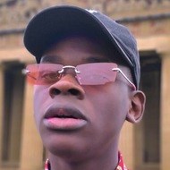 Víctor Manuel Baujour, 26 (Facebook明星)