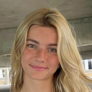 Victoria Bulkowski, 22 (TikTok Star)