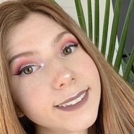 Victoria Raechel, 25 (YouTube Star)
