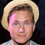 Viktor Frisk, 30 (Поп-певец)