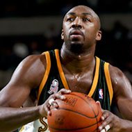 Vin Baker, 52 (篮球运动员)