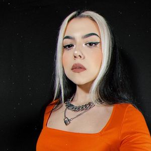 Violet Orlandi, 30 (Pop Singer)