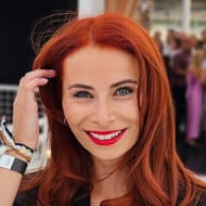 Viszkok Fruzsi, 30 (Star di YouTube)