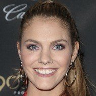 Viviane Geppert, 34 (TV Show Host)