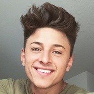 Vlad Oltean, 27 (Instagram Star)