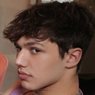 Voja King, 25 (TikTok明星)