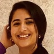 Vyoma Nandi, 31 (電影女演員)