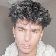 Walker Fleming, 24 (TikTok明星)