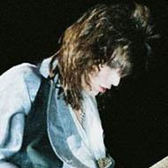Warren Demartini, 62 (吉他手)