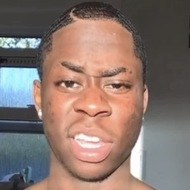 WaveyAyo, 22 (TikTok Star)