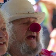 Wavy Gravy, 87 (Nhà hoạt động xã hội)