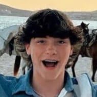 wrldrake, 18 (TikTok Star)