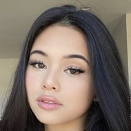 Xeriz Barcarse, 23 (Instagram Star)