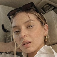 Ximena Robles, 24 (TikTok明星)