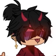 XMoqaX, 17 (YouTube Star)