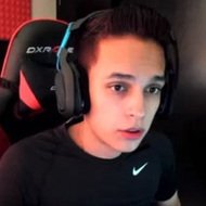 Xonnek, 26 (YouTube明星)