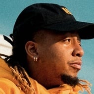 YaBoyRoshi, 35 (YouTube明星)