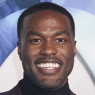 Yahya Abdul-Mateen II, 36 (Actor de Cine)