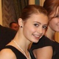 Yana Lukonina, 32 (体操运动员)