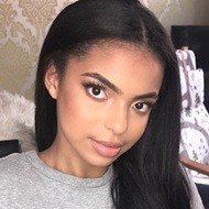 Yasmin Diáz, 28 (Instagram明星)