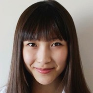 Yiyin Zhang, 33 (Blogger)