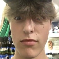 yoflowzy, 20 (TikTok明星)