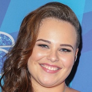 Yoli Mayor, 30 (Popsänger)