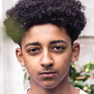 Yonstar, 23 (YouTube Star)