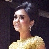 Yuni Shara, 51 (Pop Singer)