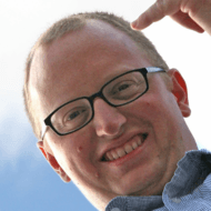 Yuri Ruley, 49 (鼓手)