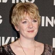 Yvette Fielding, 55 (Presentatore di show televisivi)