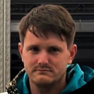 Zach Frank, 32 (Pintor)