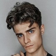 Zach Loizou, 22 (TikTok Star)