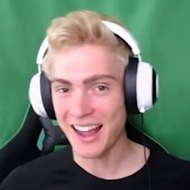 ZacharyZaxor, 27 (YouTube Star)