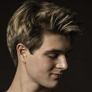 Zack Biss, 28 (YouTube Star)