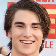 Zak Henri, 29 (Filmacteur)