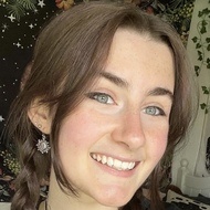 Zara Beth, 20 (TikTok Star)