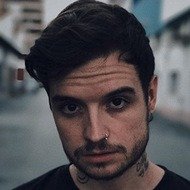 Zarcort, 33 (YouTube Star)