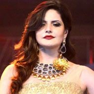 Zarine Khan, 36 (Nữ diễn viên điện ảnh)