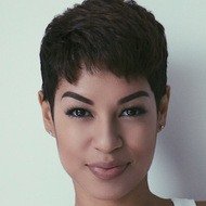 Zashia Santiago, 34 (YouTube明星)